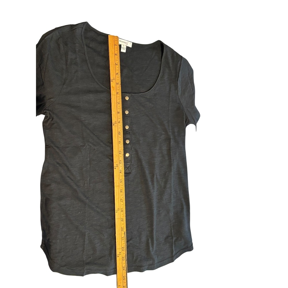 Skinny Girl SZ Small Black 3/4 sleeve‎ buttoned Henley shirt. Basic. Layering - Picture 8 of 10